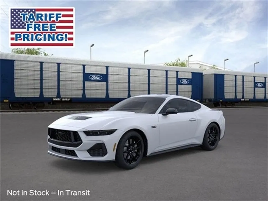 2025 Ford Mustang GT photo 1
