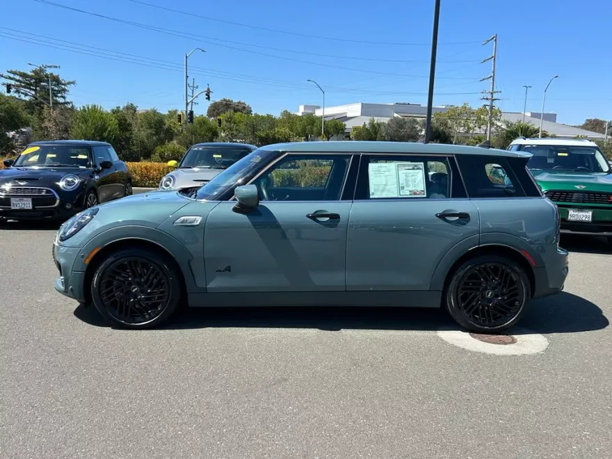 2024 Mini Cooper Base S ALL4 photo 1