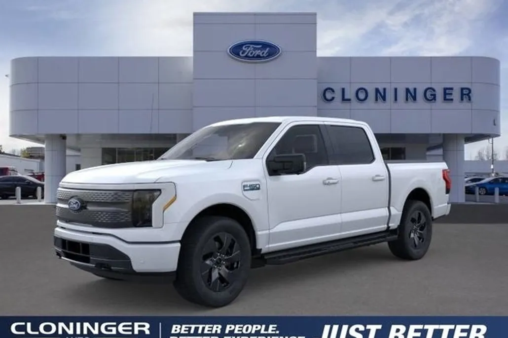 2025 Ford F-150 Lightning photo 1
