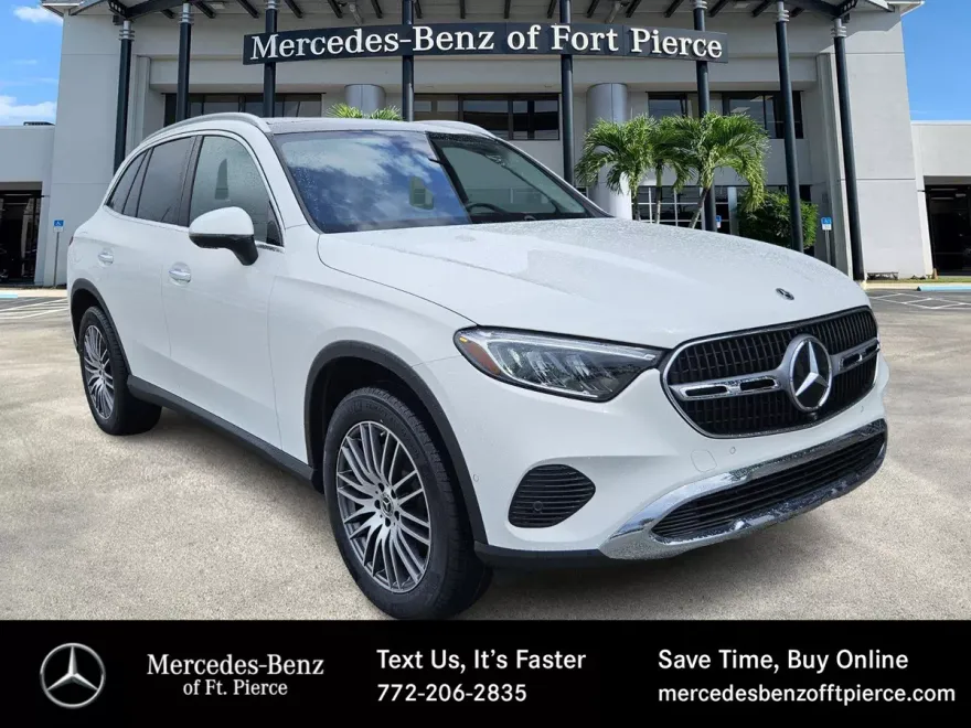 2024 Mercedes Benz GLC 300 photo 1