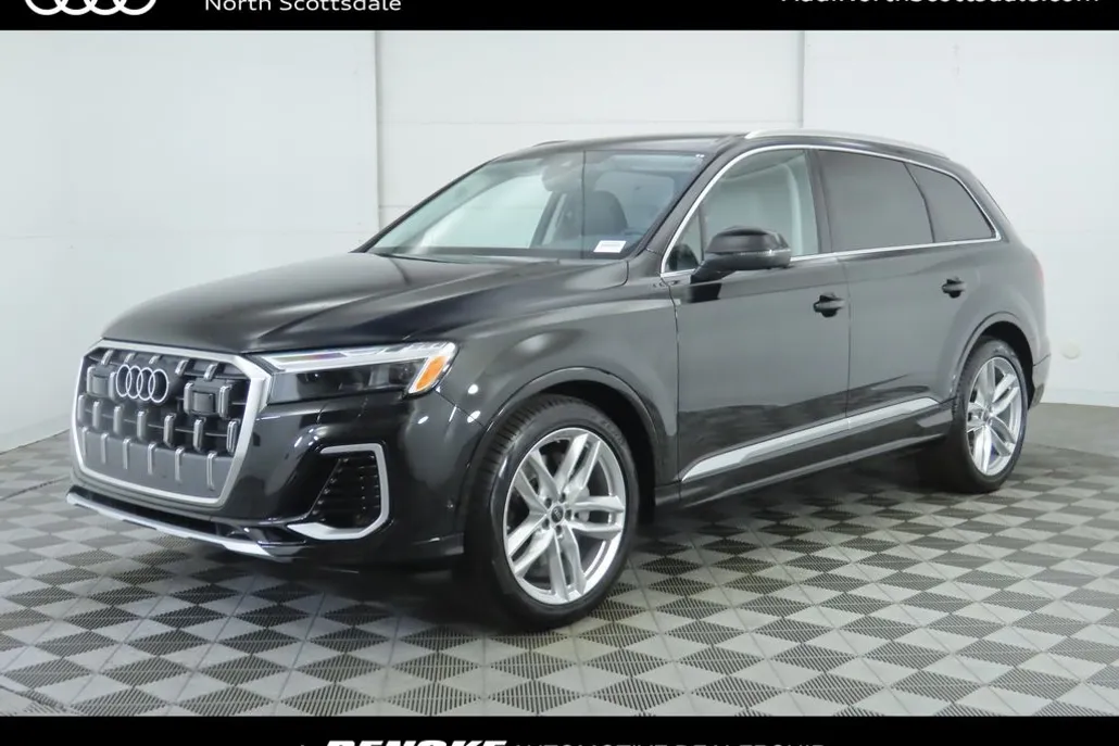 2025 Audi Q7 55 Premium Plus photo 1