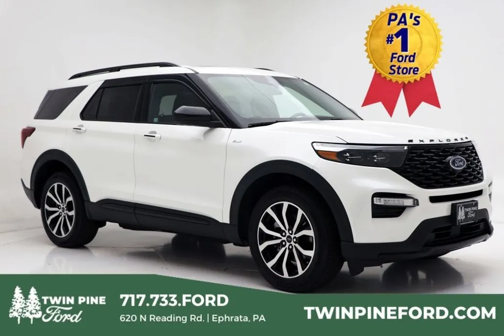 2022 Ford Explorer ST-Line photo 1