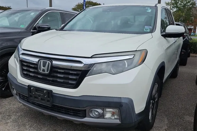 2017 Honda Ridgeline RTL-E photo 1