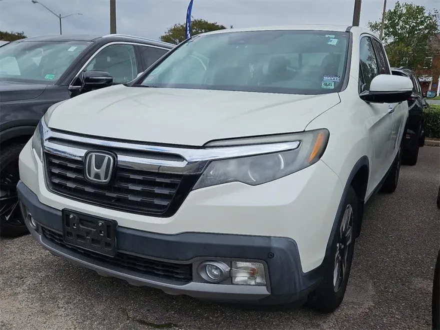 2017 Honda Ridgeline RTL-E photo 1