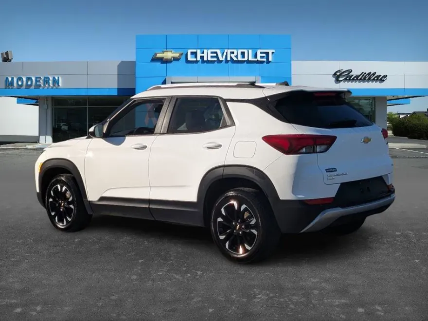 2023 Chevrolet Trailblazer LT photo 1