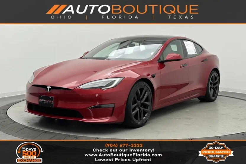 2022 Tesla Model S Plaid photo 1