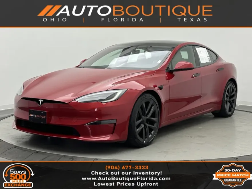 2022 Tesla Model S Plaid photo 1