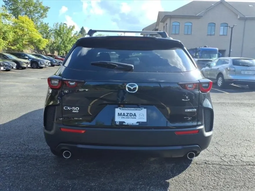 2025 Mazda CX-50 2.5 S Preferred photo 1