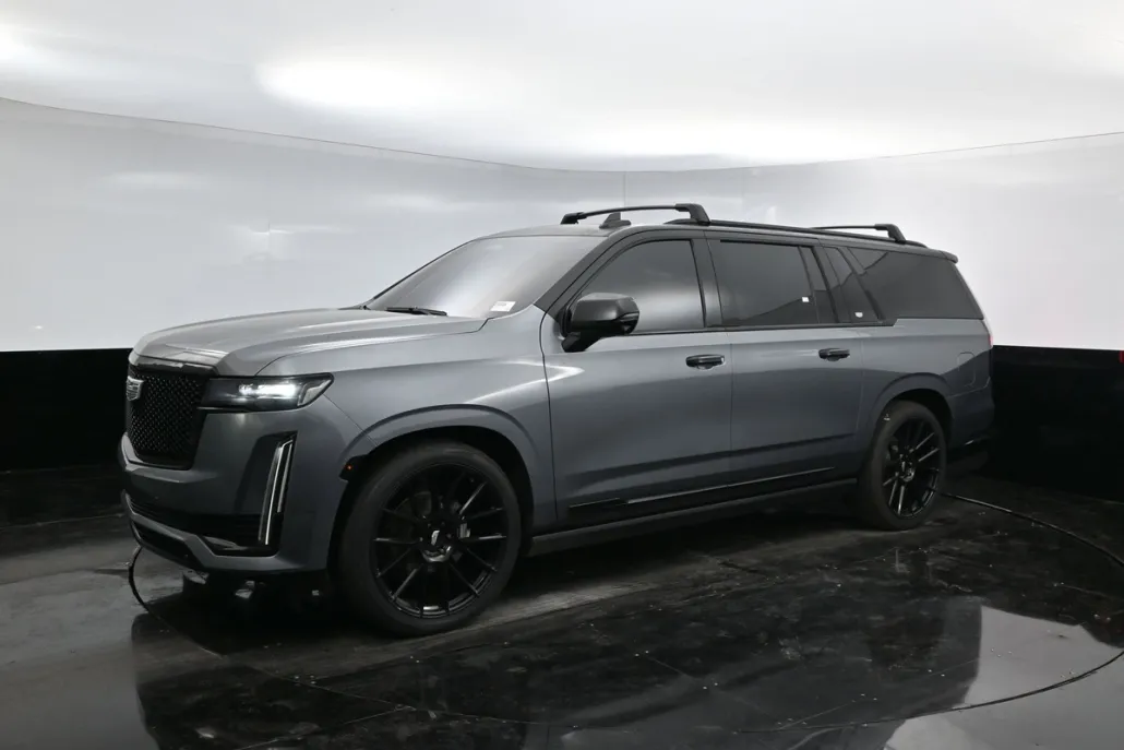 2022 Cadillac Escalade ESV Sport Platinum photo 1
