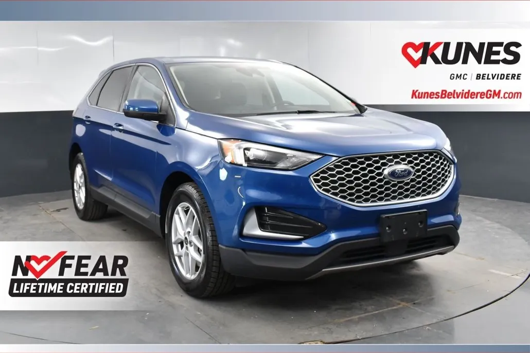 2023 Ford Edge SEL photo 1