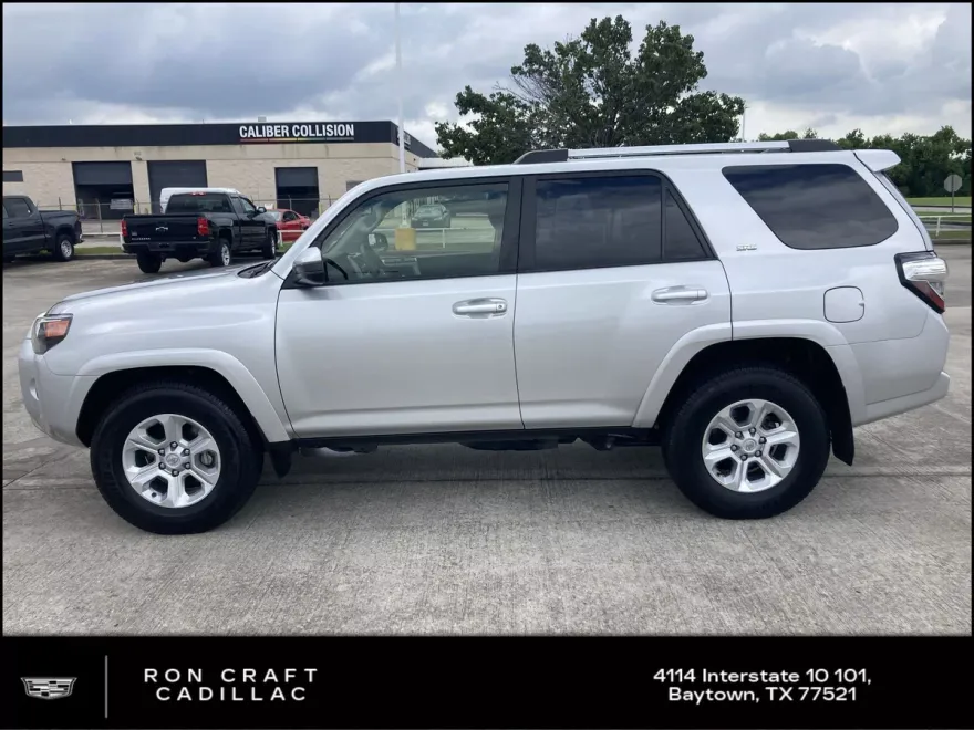 2024 Toyota 4Runner SR5 photo 1