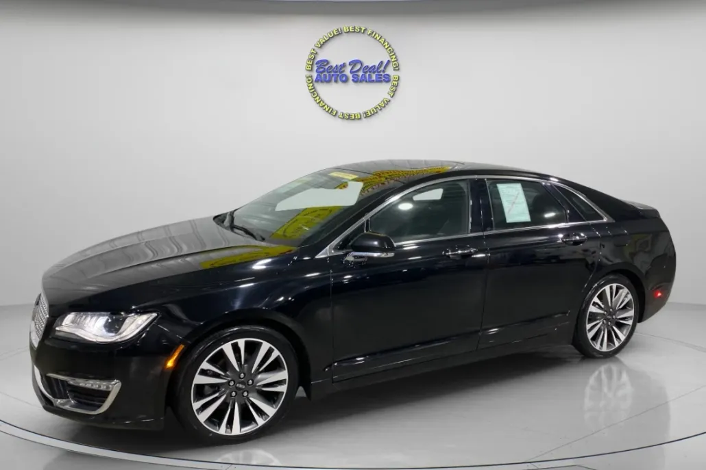 2017 Lincoln MKZ Reserve photo 1