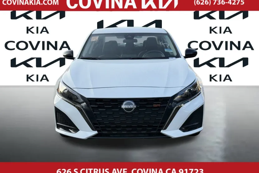 2024 Nissan Altima 2.5 SR photo 1