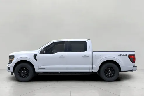 2025 Ford F-150 XLT photo 3