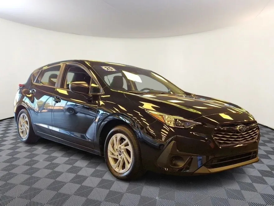 2025 Subaru Impreza Base photo 1