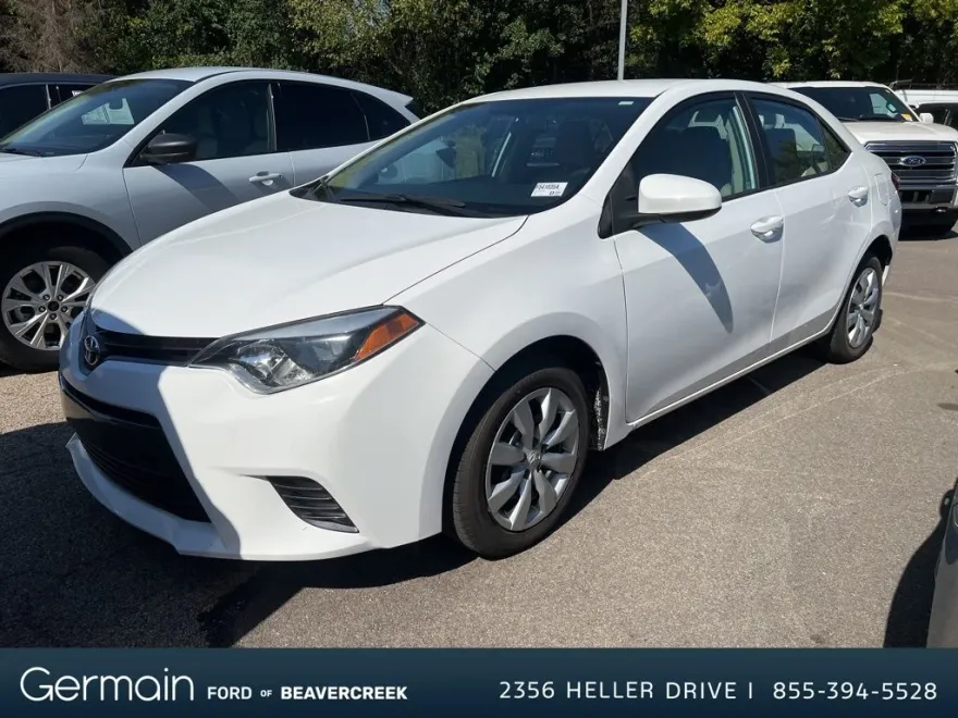 2015 Toyota Corolla L photo 1