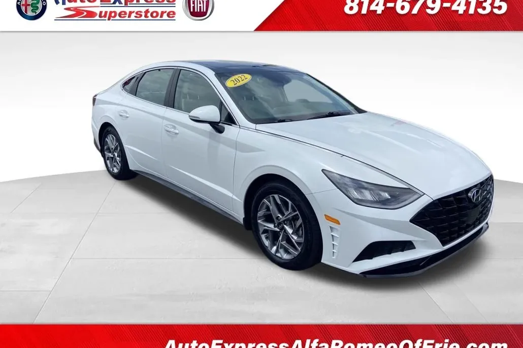 2022 Hyundai Sonata SEL photo 1