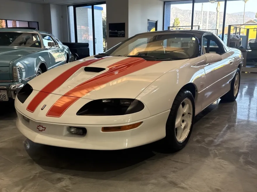 1997 Chevrolet Camaro SS photo 2