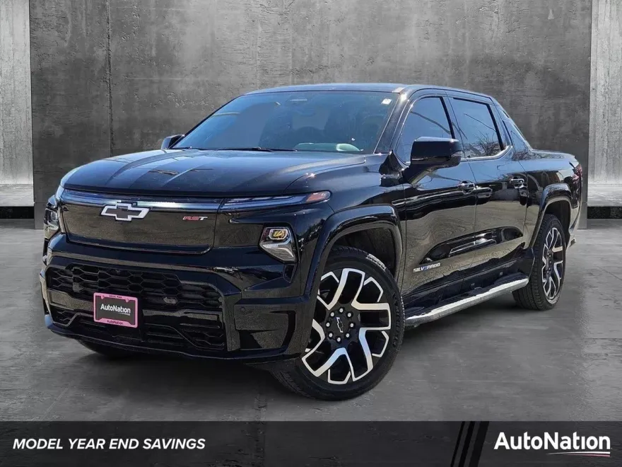 2024 Chevrolet Silverado EV RST photo 1