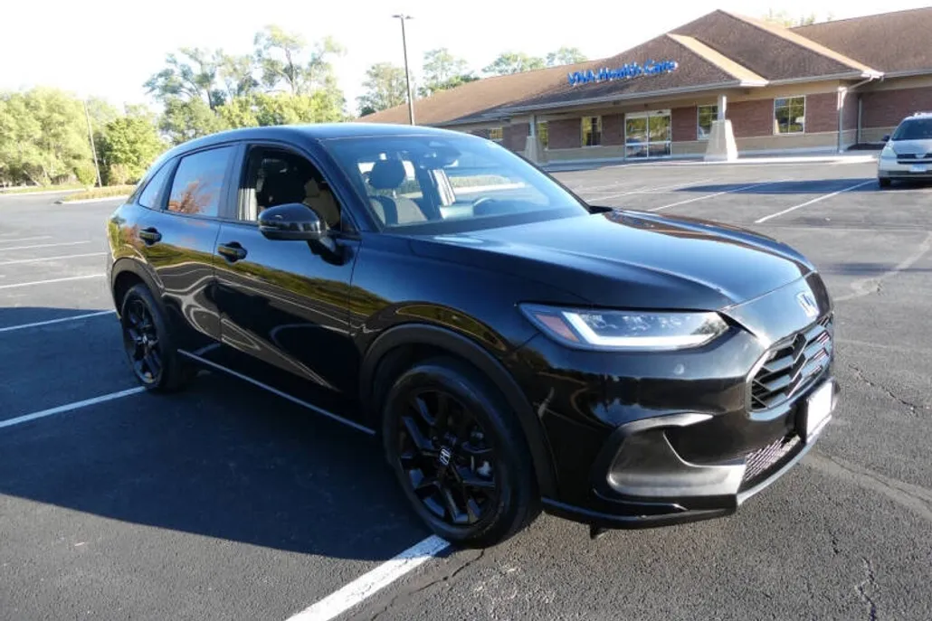 2024 Honda HR-V Sport photo 1