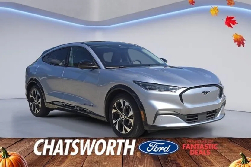 2022 Ford Mustang Mach-E Premium photo 1