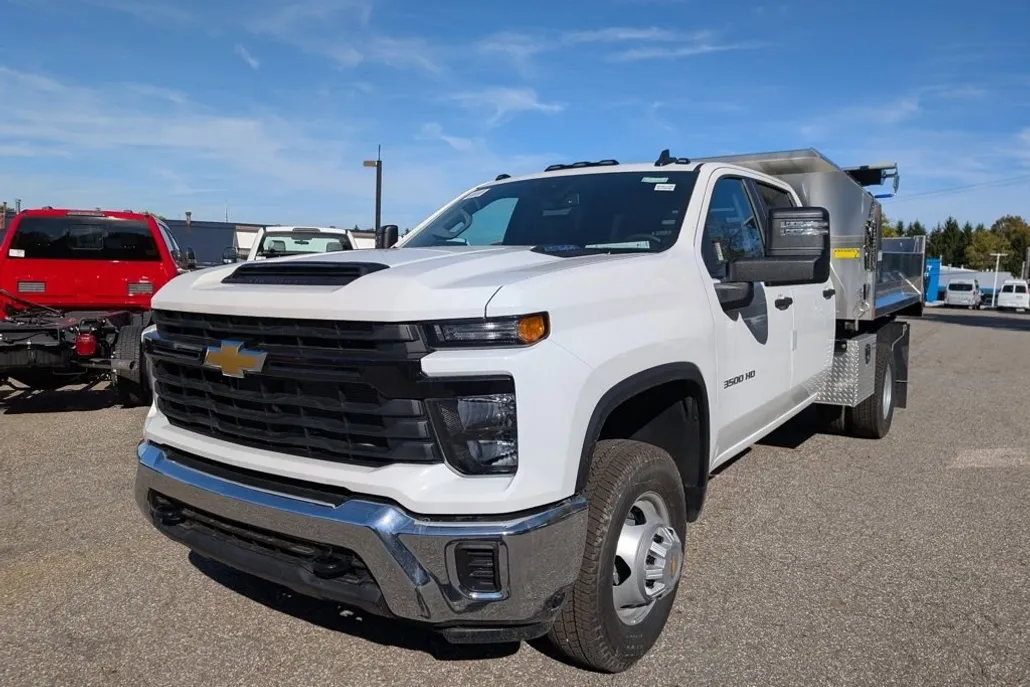 2025 Chevrolet Silverado 3500HD Work Truck photo 1