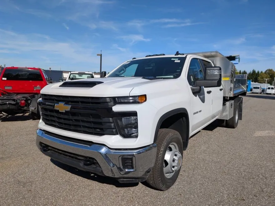 2025 Chevrolet Silverado 3500HD Work Truck photo 1