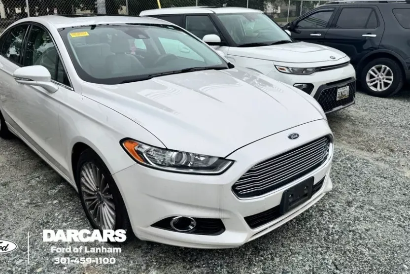 2016 Ford Fusion Titanium photo 1