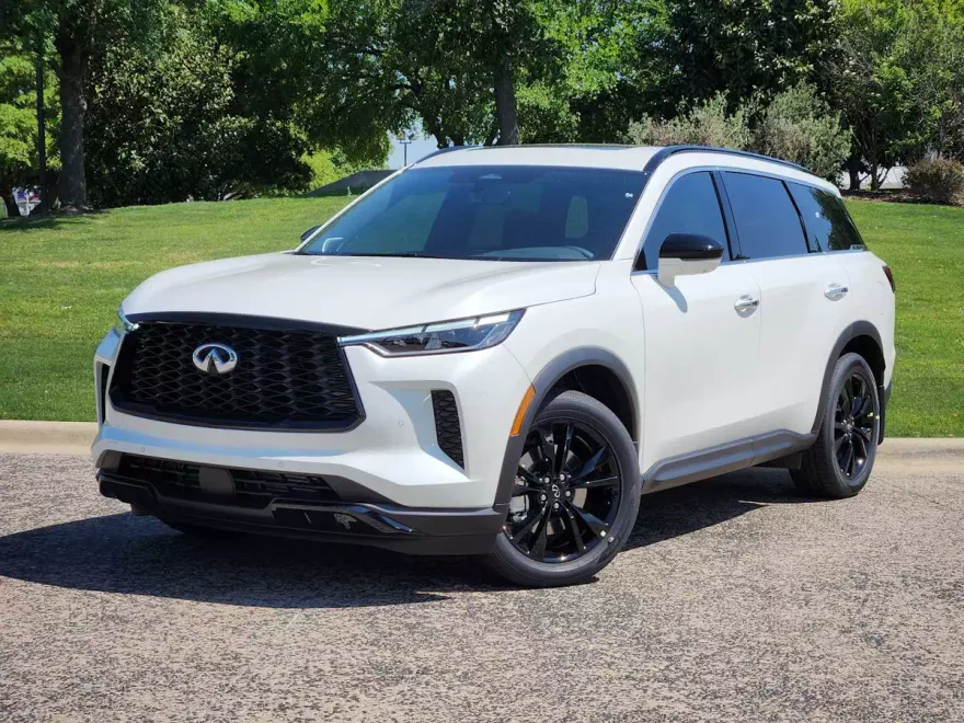 2025 Infiniti QX60 Luxe photo 1