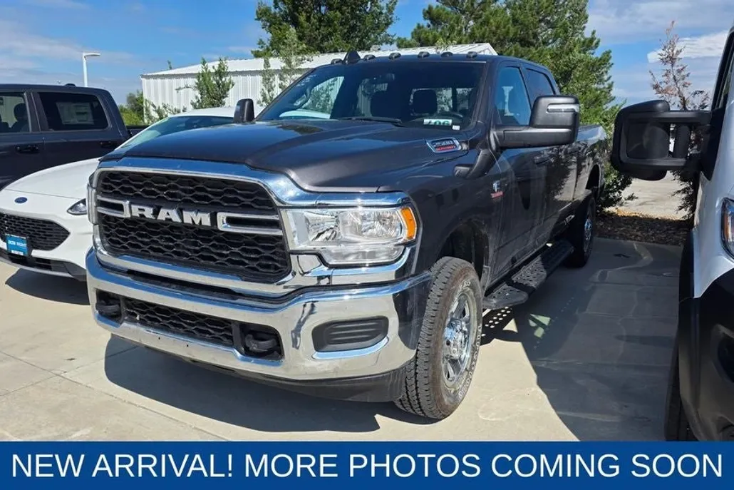 2024 Ram 2500 Tradesman photo 1