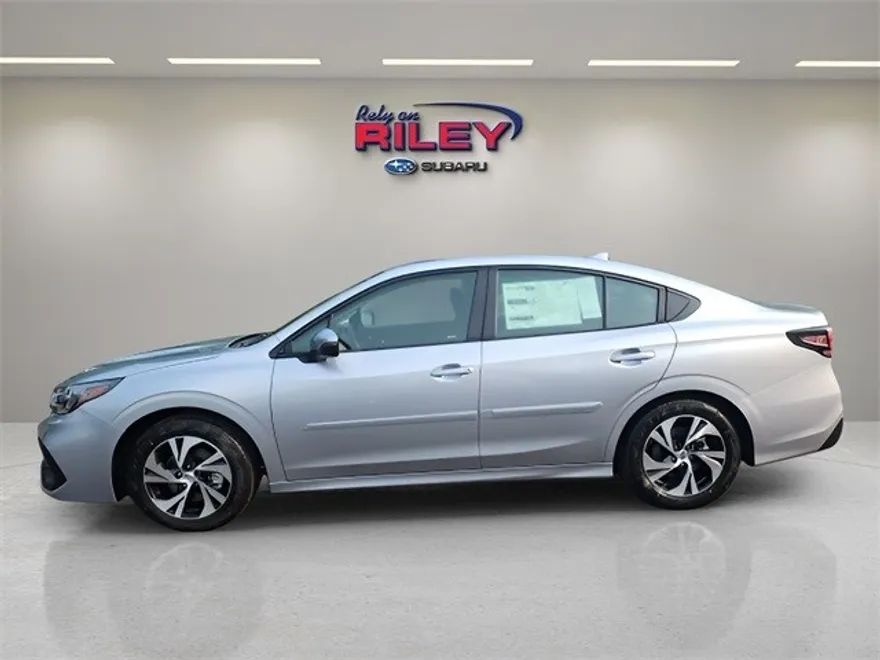 2025 Subaru Legacy Premium photo 1