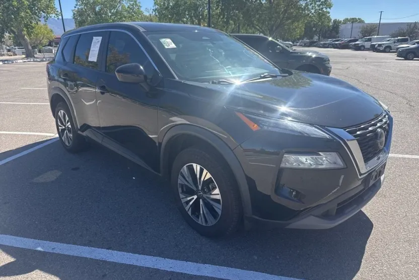 2023 Nissan Rogue SV photo 1