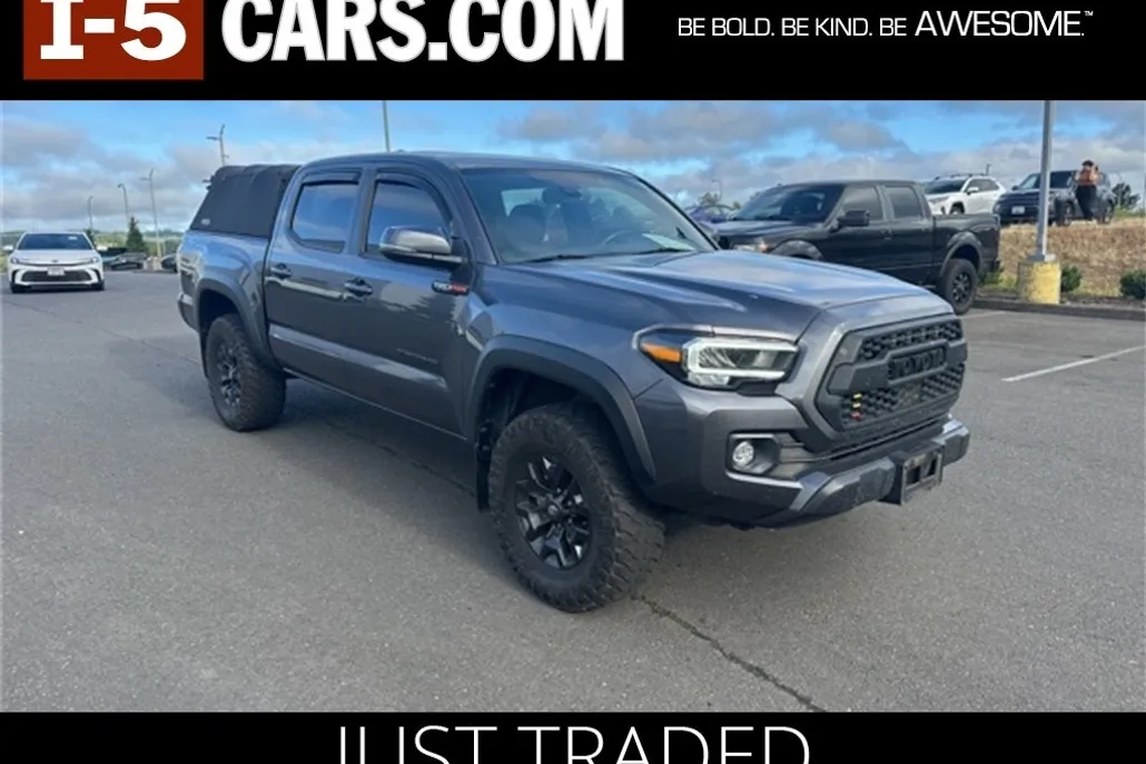 2021 Toyota Tacoma TRD Off-Road V6 photo 1