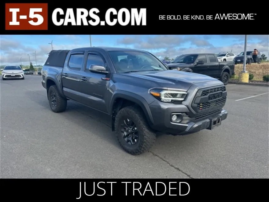2021 Toyota Tacoma TRD Off-Road V6 photo 1