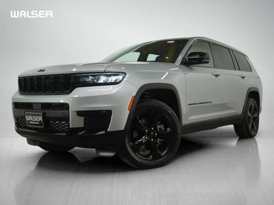 2023 Jeep Grand Cherokee Altitude photo 1