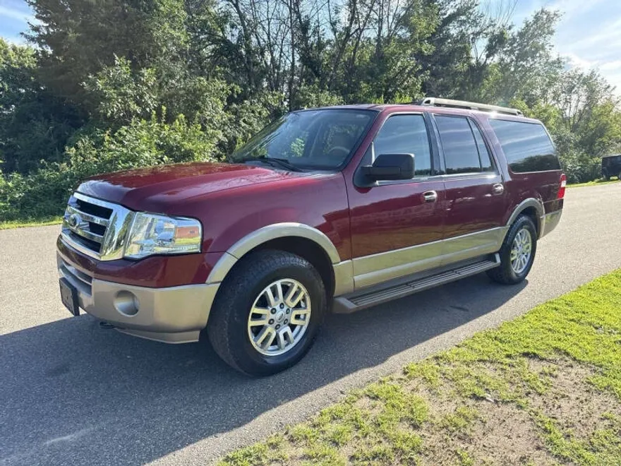 2014 Ford Expedition EL XLT photo 1