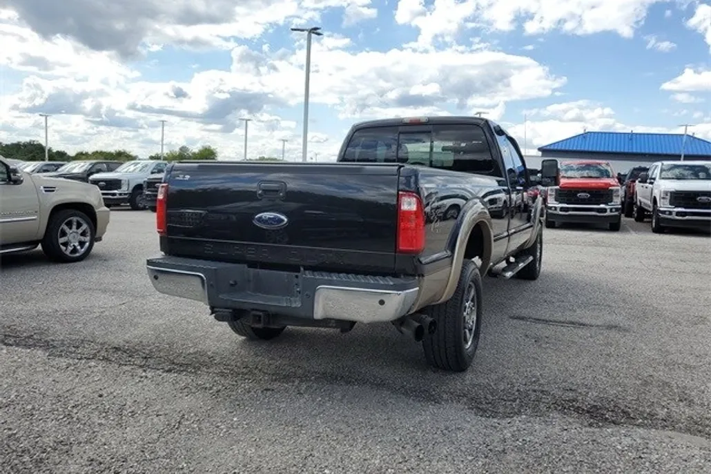 2011 Ford F-350 Lariat photo 1