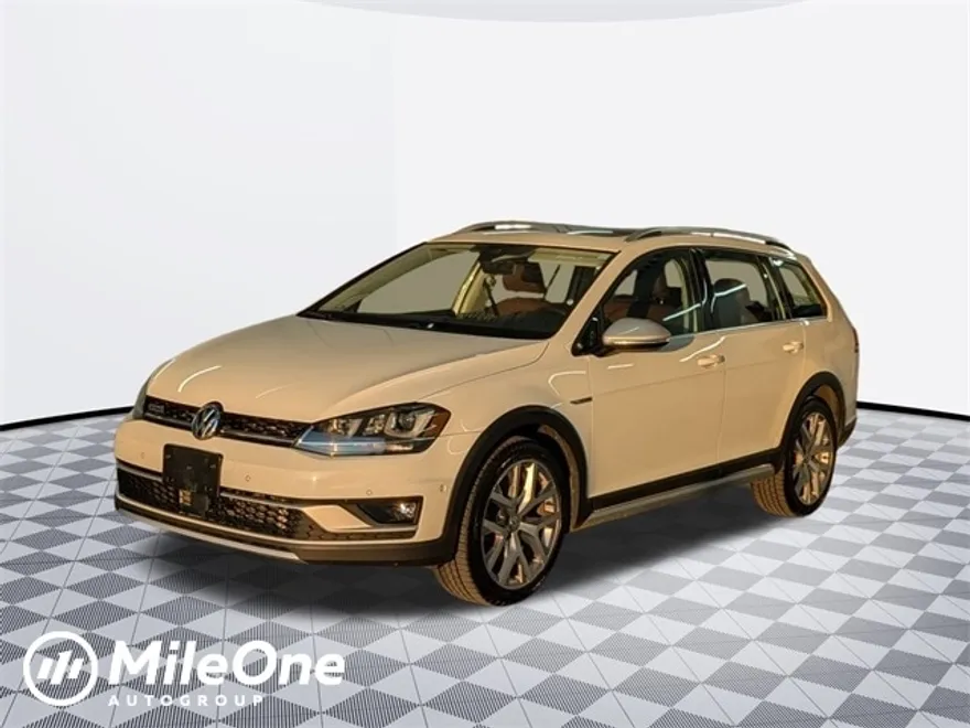 2017 Volkswagen Golf Alltrack TSI SEL photo 1