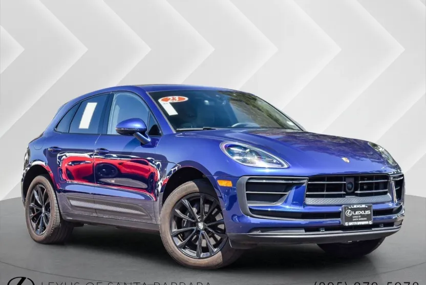 2023 Porsche Macan Base photo 1