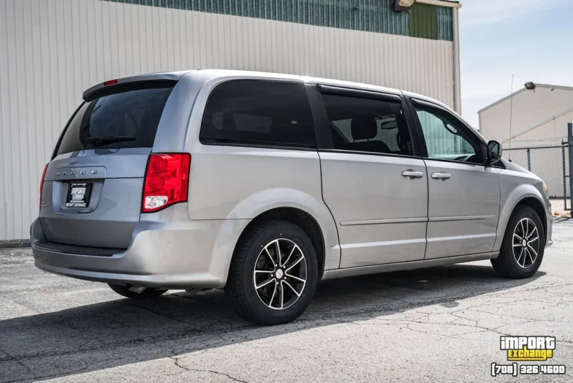 2017 Dodge Grand Caravan SE SXT Express photo 1
