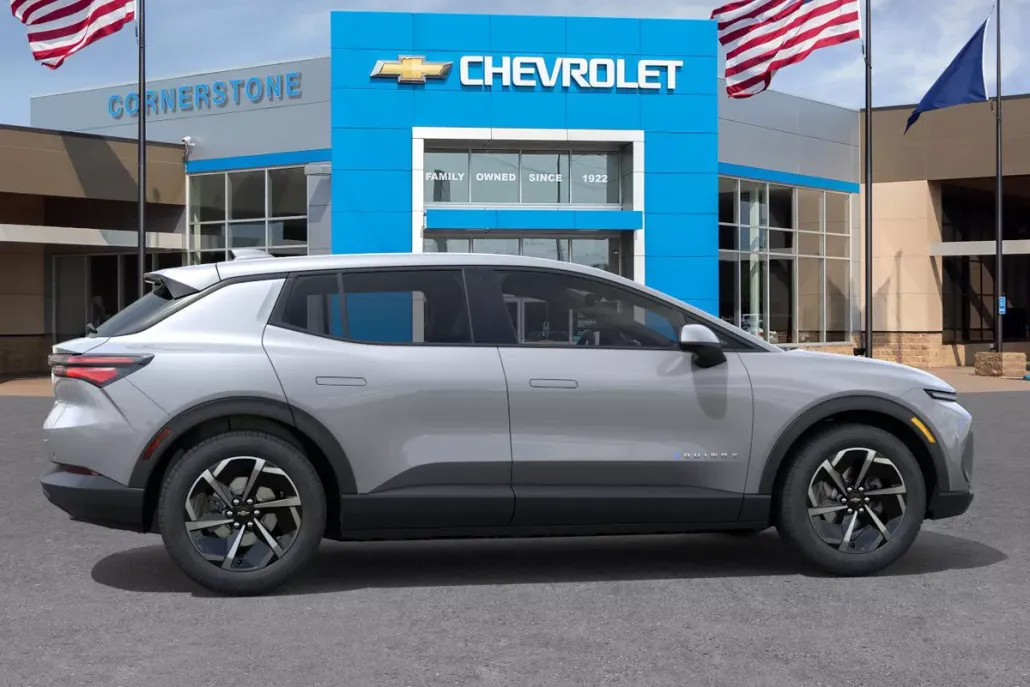 2026 Chevrolet Equinox EV 1LT photo 1