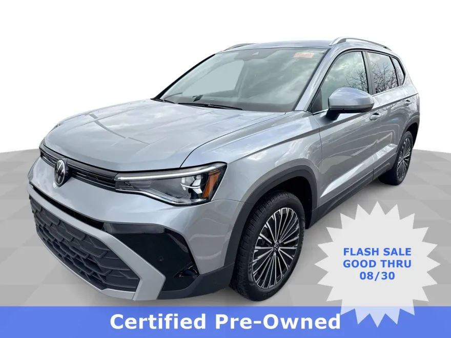 2025 Volkswagen Taos SE photo 1
