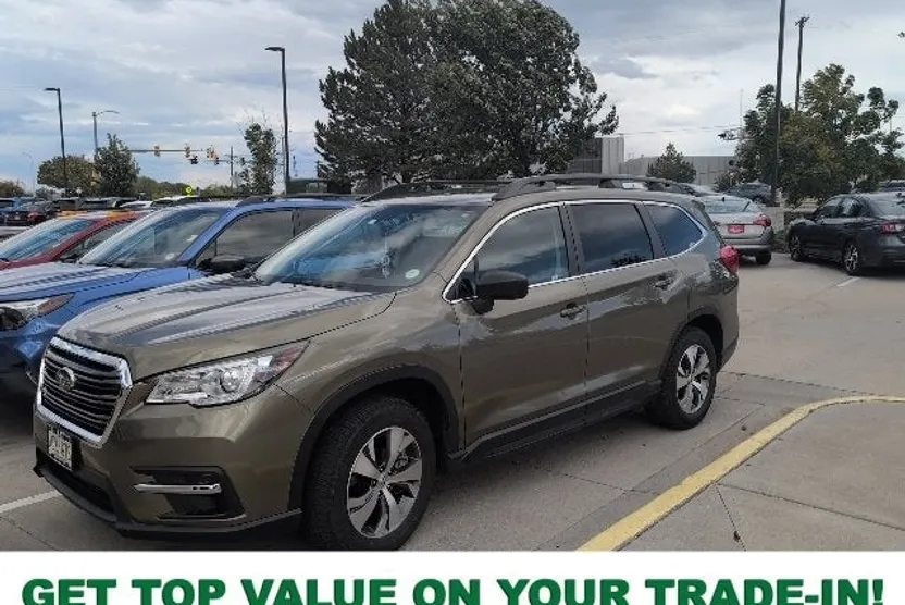 2022 Subaru Ascent Premium photo 1