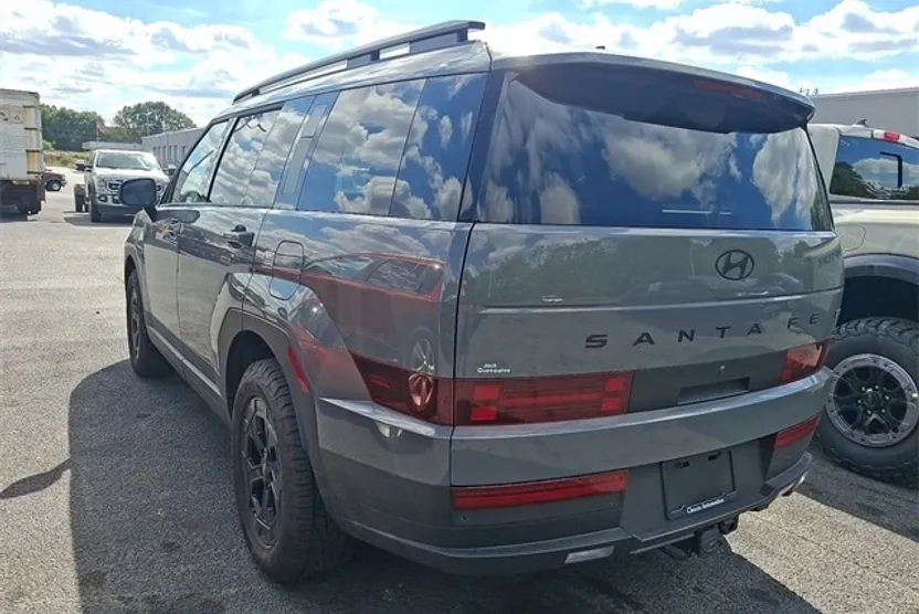 2025 Hyundai Santa Fe XRT photo 1