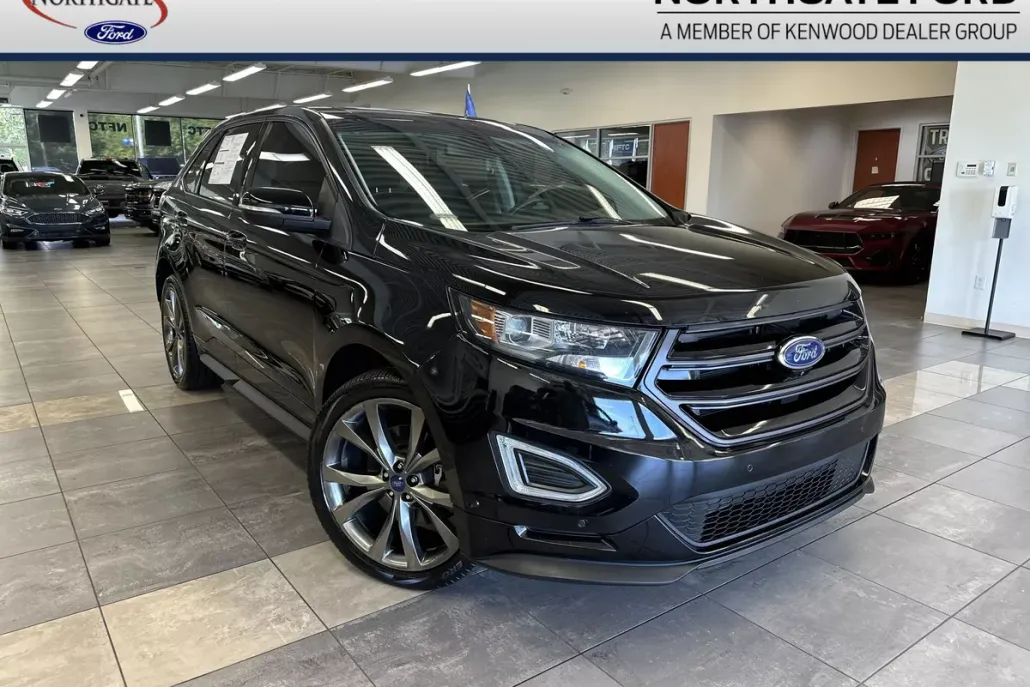 2018 Ford Edge Sport photo 1