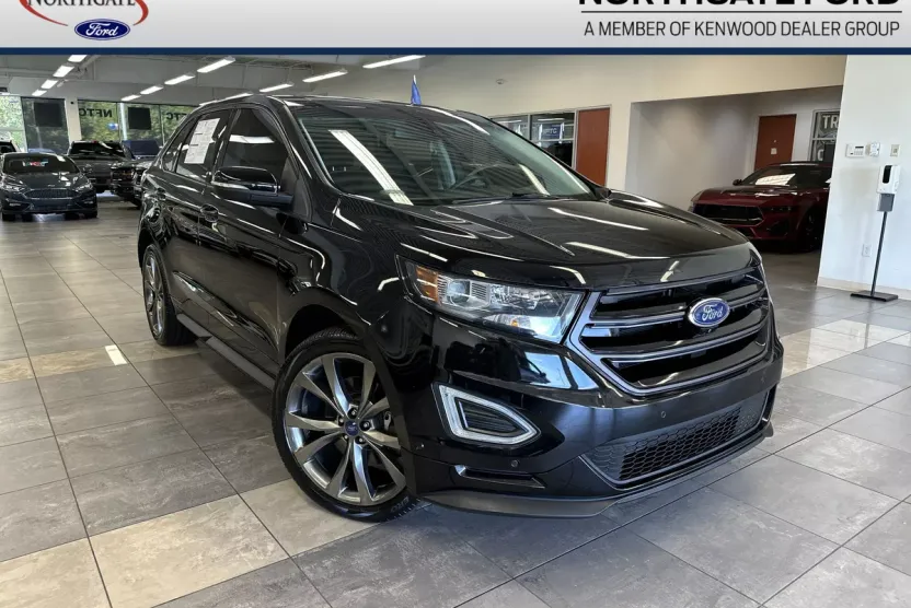2018 Ford Edge Sport photo 1