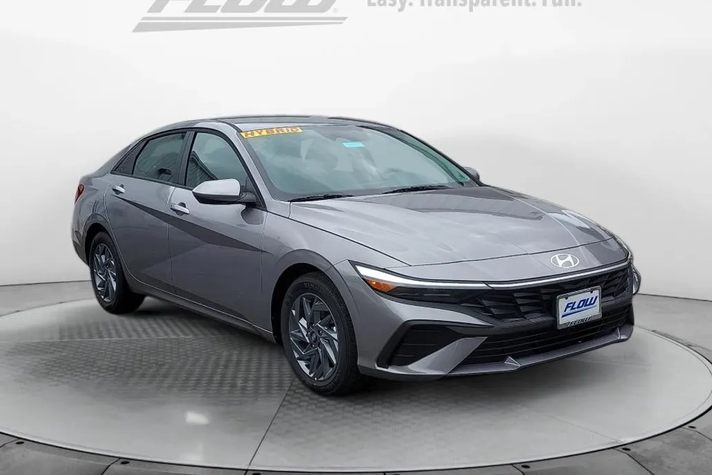 2025 Hyundai Elantra Hybrid Blue photo 1