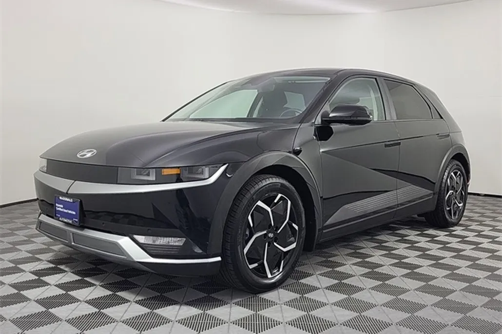 2024 Hyundai Ioniq 5 SEL photo 1