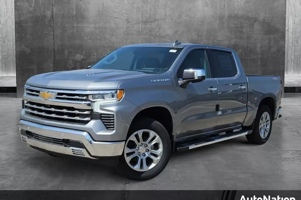2025 Chevrolet Silverado 1500 LTZ photo 1