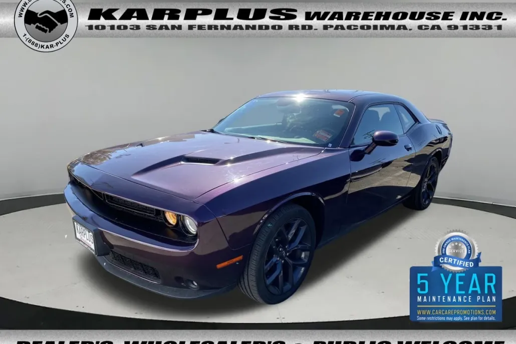 2020 Dodge Challenger SXT photo 1